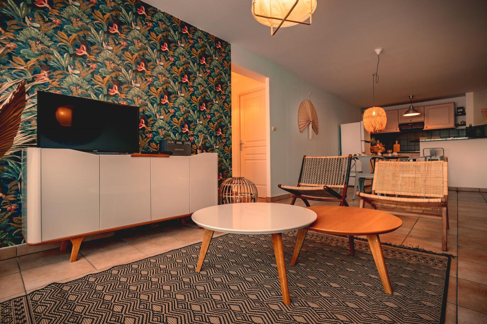 Tropicocoon Appart' En Plein Centre Ville Saint Pierre Luaran gambar